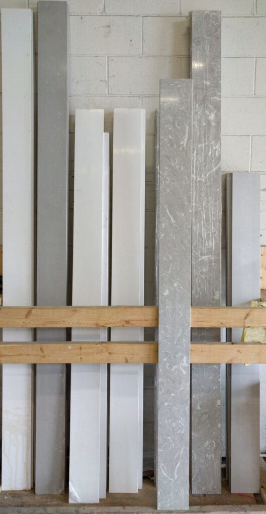 84057719 – PFISTER KITCHEN FAUCET BLACK